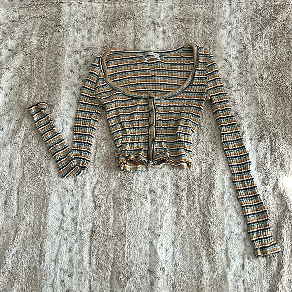 Soft stretchy long sleeve top